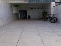 Casa para Venda em Santos - 2