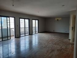 Apartamento para Venda em Santos - 2