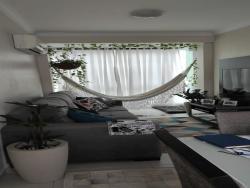Apartamento para Venda em Santos - 2