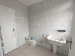 Apartamento para Venda em Santos - 2